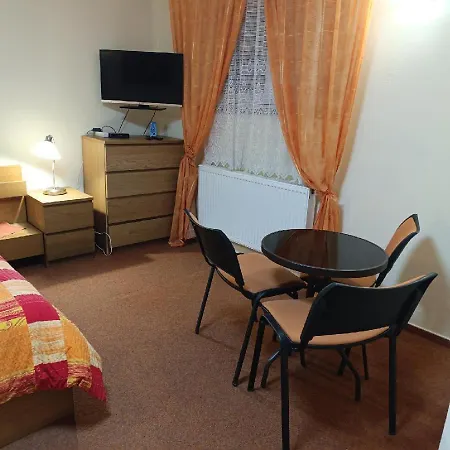 Siesta Πανσιόν Příbor